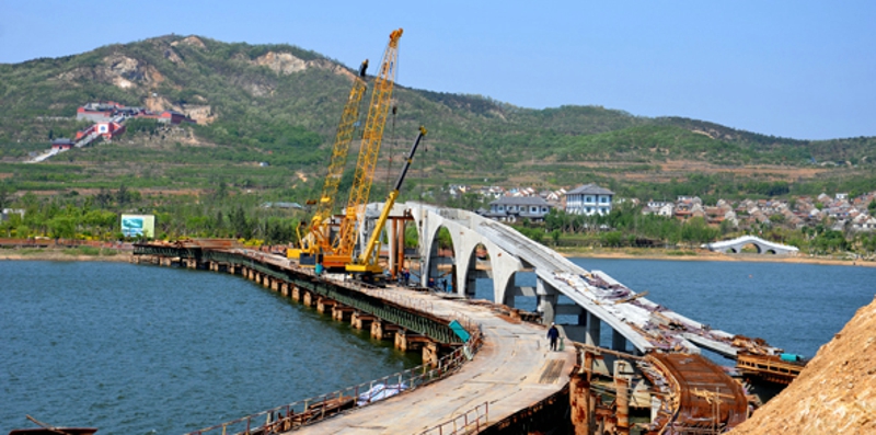 龙王湖景观桥完成..